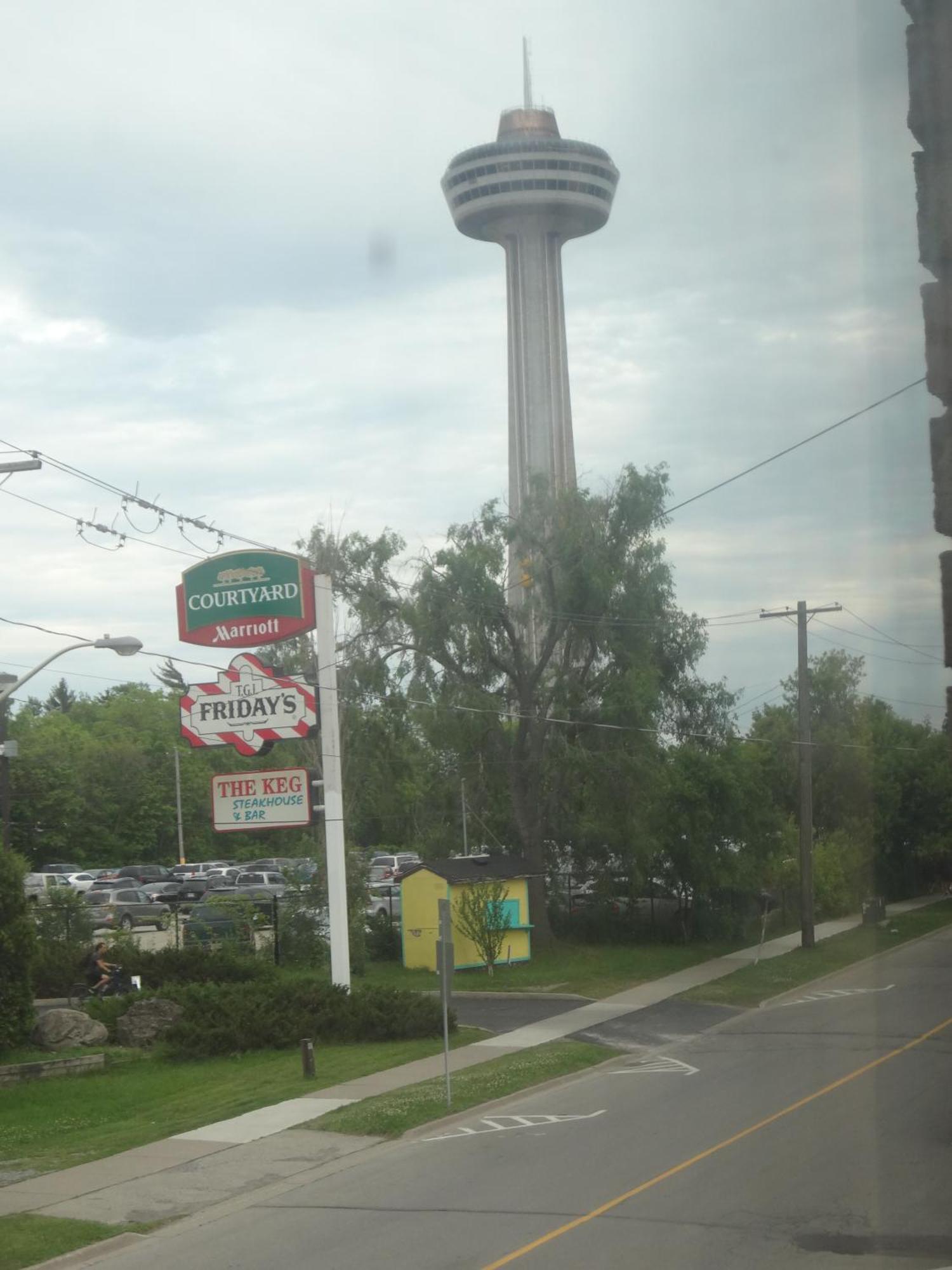 Empress Inn And Suites By The Falls Niagara Falls Exterior photo